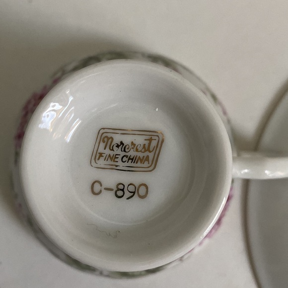 Norcrest Fine China C-890 Teacup & Saucer set - Picture 11 of 17